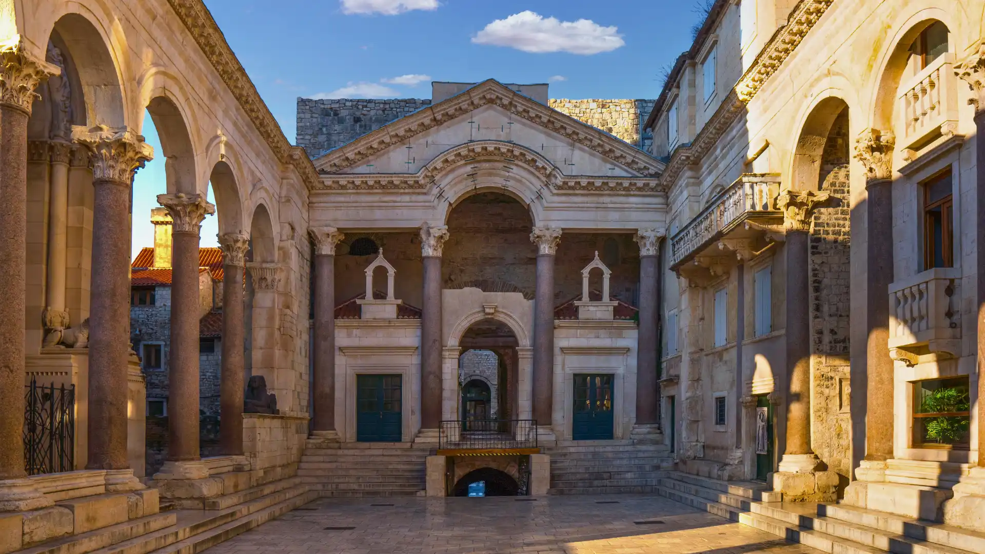 Hvar Town, visit the Spanish Fortress